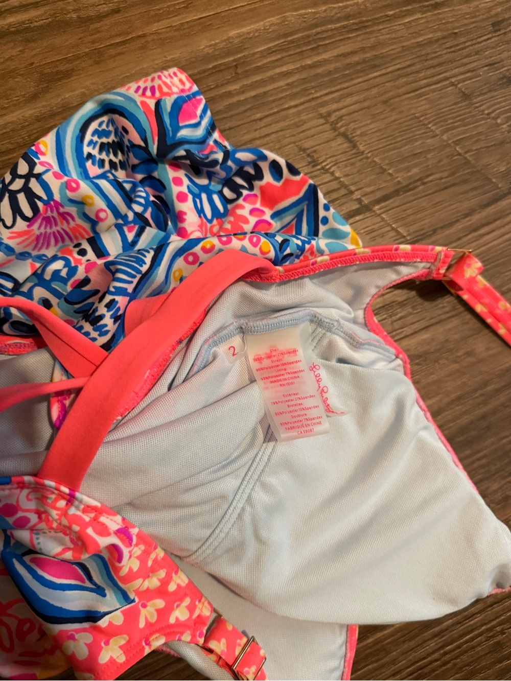 Lilly Pulitzer Jaspen one piece in the Coral Spritz Beach Bungalow. Sz 2 - Picture 5 of 5